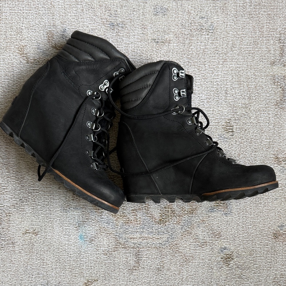 Sorel Black Lace-Up Wedge Boots for Women